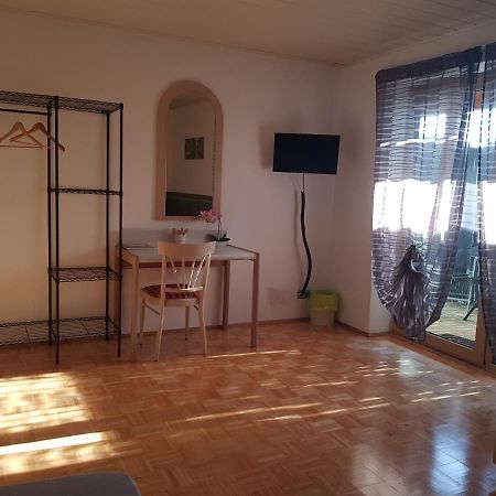 Oesdorf Apartment Am Riegelberg מראה חיצוני תמונה