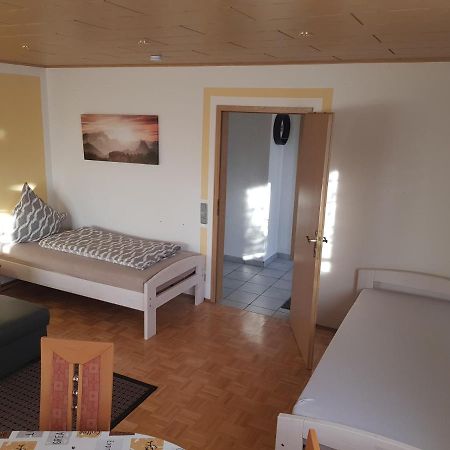 Oesdorf Apartment Am Riegelberg מראה חיצוני תמונה