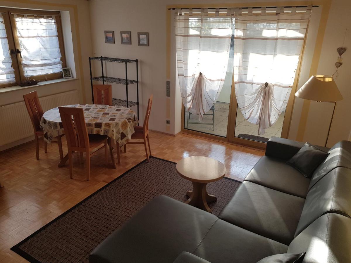 Oesdorf Apartment Am Riegelberg מראה חיצוני תמונה