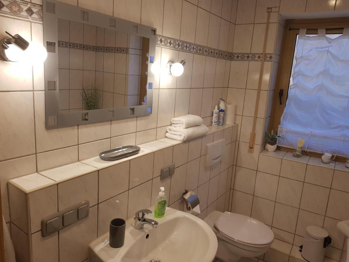 Oesdorf Apartment Am Riegelberg מראה חיצוני תמונה